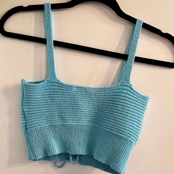 NWOT Knit crop - Picture 3 of 3